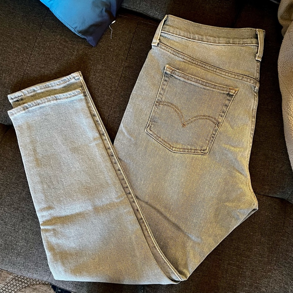 NWT Levi’s high waisted wedgie fit button fly women’s jeans